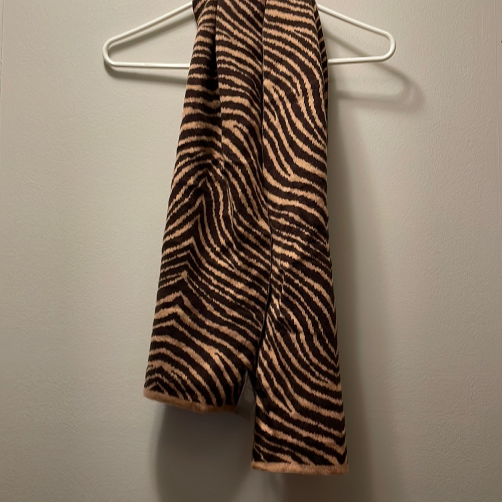 Coach scarf